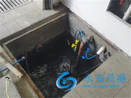 上海辦公室環境升級 專業中央空調制冷機清洗 營造清新涼爽工作空間