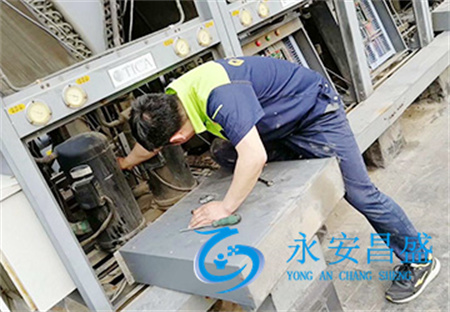 中央空調(diào)維修清洗 中央空調(diào)維修清洗