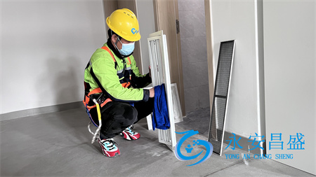 中央空調專業清洗全流程解析 服務電話選擇與常見誤區規避指南